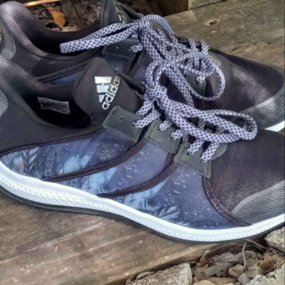 Adidas  Training  Shoes Size 8 Women's Black Purpl